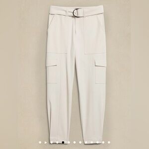 Banana Republic Slim Refined Stretch Cargo Pant Women’s Sz 14 Ivory Like‎ New!
